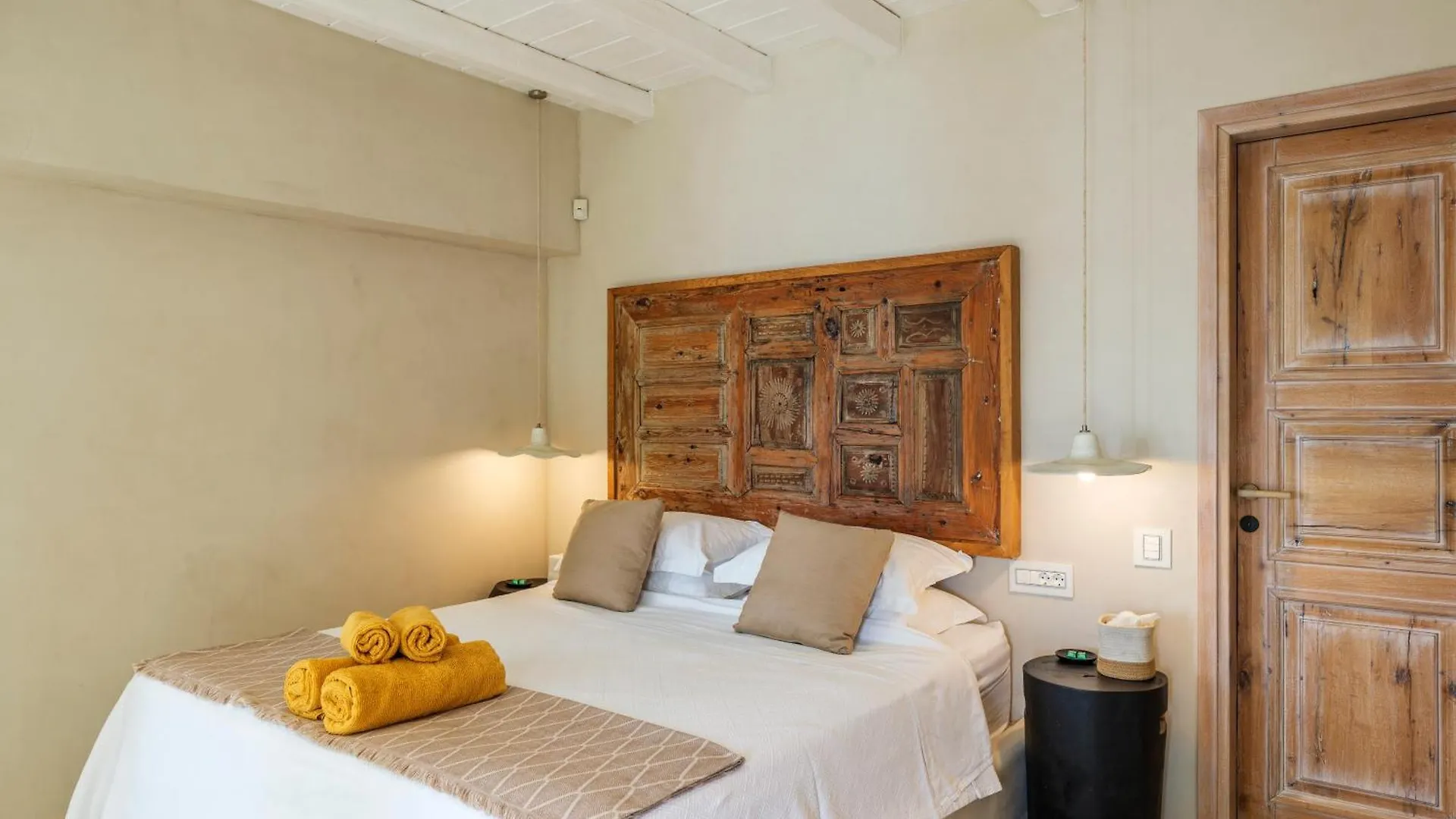 V&V Guest House - Luxury Suites Ornos  Griechenland