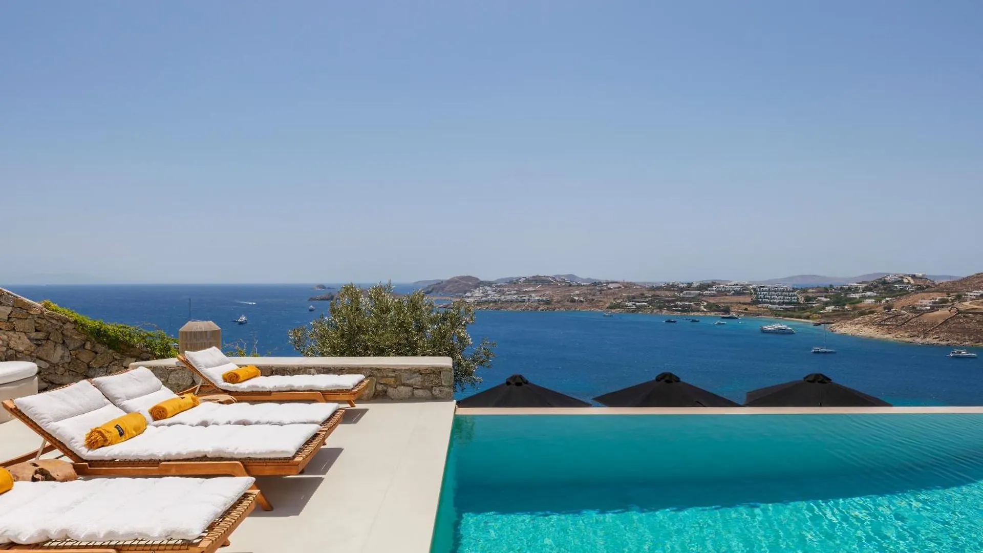 V&V Guest House - Luxury Suites Ornos